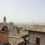 Palazzo Calocci Appartamenti In Assisi